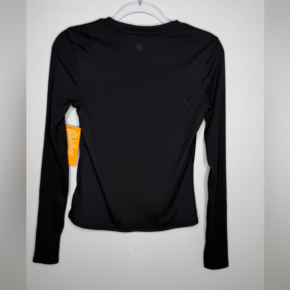 Avia Black Long-Sleeve Performance Top NWT - Picture 2 of 6